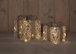 Anna's Collection kerstfiguur cadeau naturel met verlichting20 x 20 x 23 cm 2 stuks