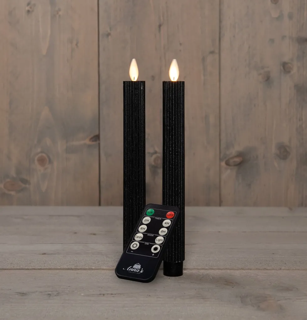 Anna's Collection LED dinerkaars Rib bewegende vlam met timer zwart D 2,2 H 23 cm 2 stuks