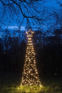 Anna's Collection vlaggenmast kerstboom met paal met 236 lampjes classic warm knipperfunctie H 2 m
