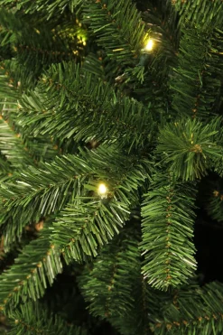 Black Box kunstkerstboom Charlton met 400 lampjes warm wit D 135 H 230 cm