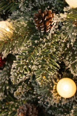 Black Box kunstkerstboom Kaprun kerstbal rood met 20 lampjes warm wit D 51 H 90 cm
