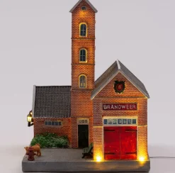 Intratuin De Brink kerstdorpminiatuur brandweerkazerne 21,5 x 20 x 29,5 cm