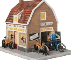 Intratuin De Brink kersthuisje fietsenwinkel 23 x 17 x 19 cm