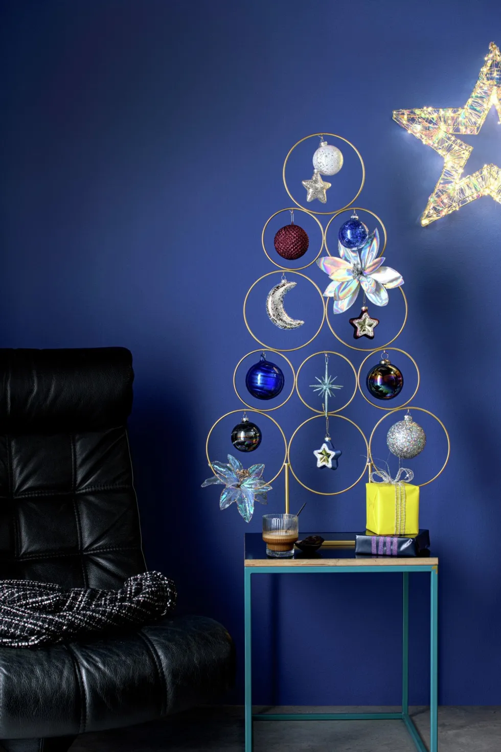 Intratuin kerstbal Conran blauw D 8 cm