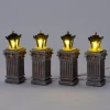 Intratuin kerstdorpminiatuur lantaarn op sokkel 2,1 x 2,1 x 7 cm 4 stuks