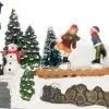 Intratuin kerstdorpminiatuur schaatsers 18 x 12,5 x 12 cm