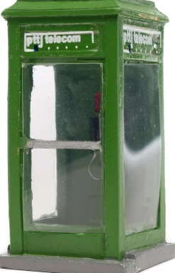 Intratuin kerstdorpminiatuur telefooncel groen 4,5 x 4,5 x 7,5 cm
