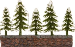 Intratuin kerstdorpminiatuur kerstbomen op muur met lampjes warm wit 18,5 x 4 x 11,5 cm