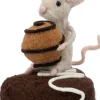 Intratuin kerstfiguur Bolo muis op cake met bonbon bruin 11 x 11 x 19 cm