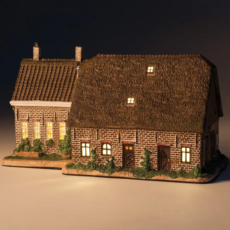Intratuin kersthuisje boerderij met LED verlichting H 25 cm