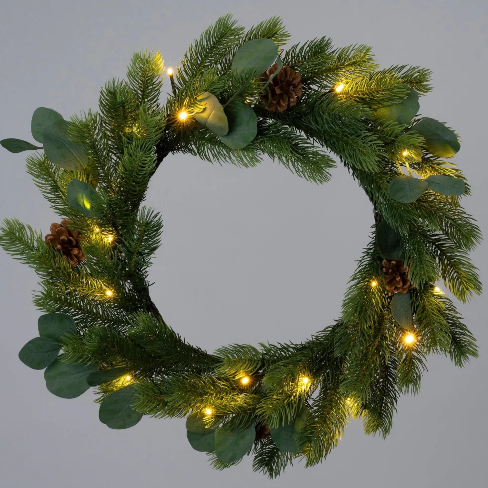 Intratuin kerstkrans dennenappels met 30 lampjes warm wit D 45 H 10 cm