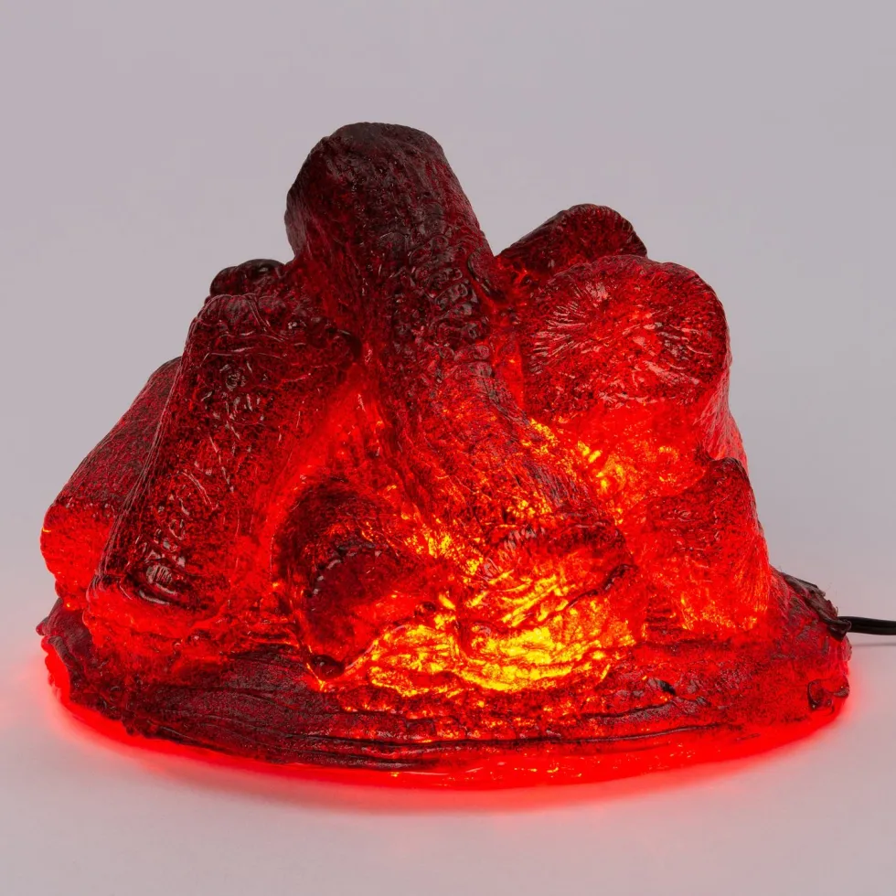 Kerstfiguur kampvuur voor buiten met rood licht D 14 H 10 cm