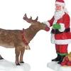 Lemax kerstdorpminiatuur reindeer treats (rendier en kerstman) H 7,3 cm