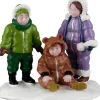 Lemax Vail Village kerstdorpminiatuur cozy snowsuits (kinderen in winterkleding) 12,1 x 4,1 x 17,8 cm