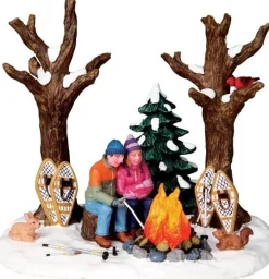 Lemax Vail Village kerstdorpminiatuur Staying Warm (kampvuur) 14,5 x 11 x 12,50 cm