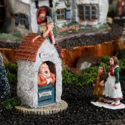 LuVille Efteling kerstdorpminiatuur Holle Bolle Gijs 6,5 x 6,5 x 11 cm
