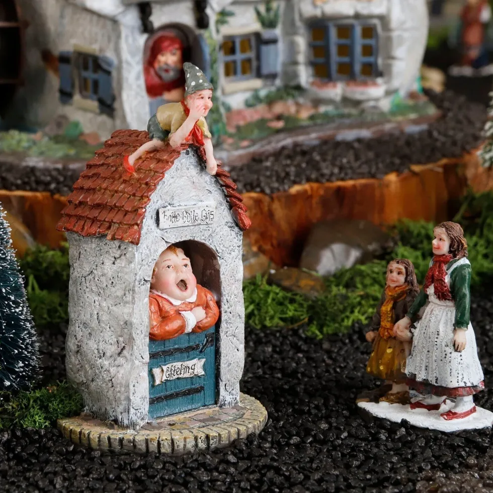LuVille Efteling kerstdorpminiatuur Holle Bolle Gijs 6,5 x 6,5 x 11 cm