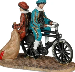 Luville Molendam kerstdorpminiatuur pieten op fiets 10 x 5 x 8 cm