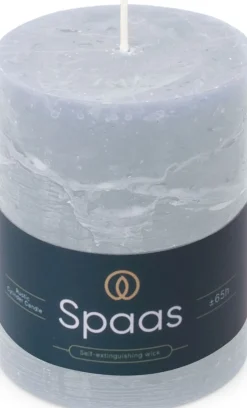 Spaas stompkaars Essential collection lichtblauw 65 uur D 8 H 11 cm