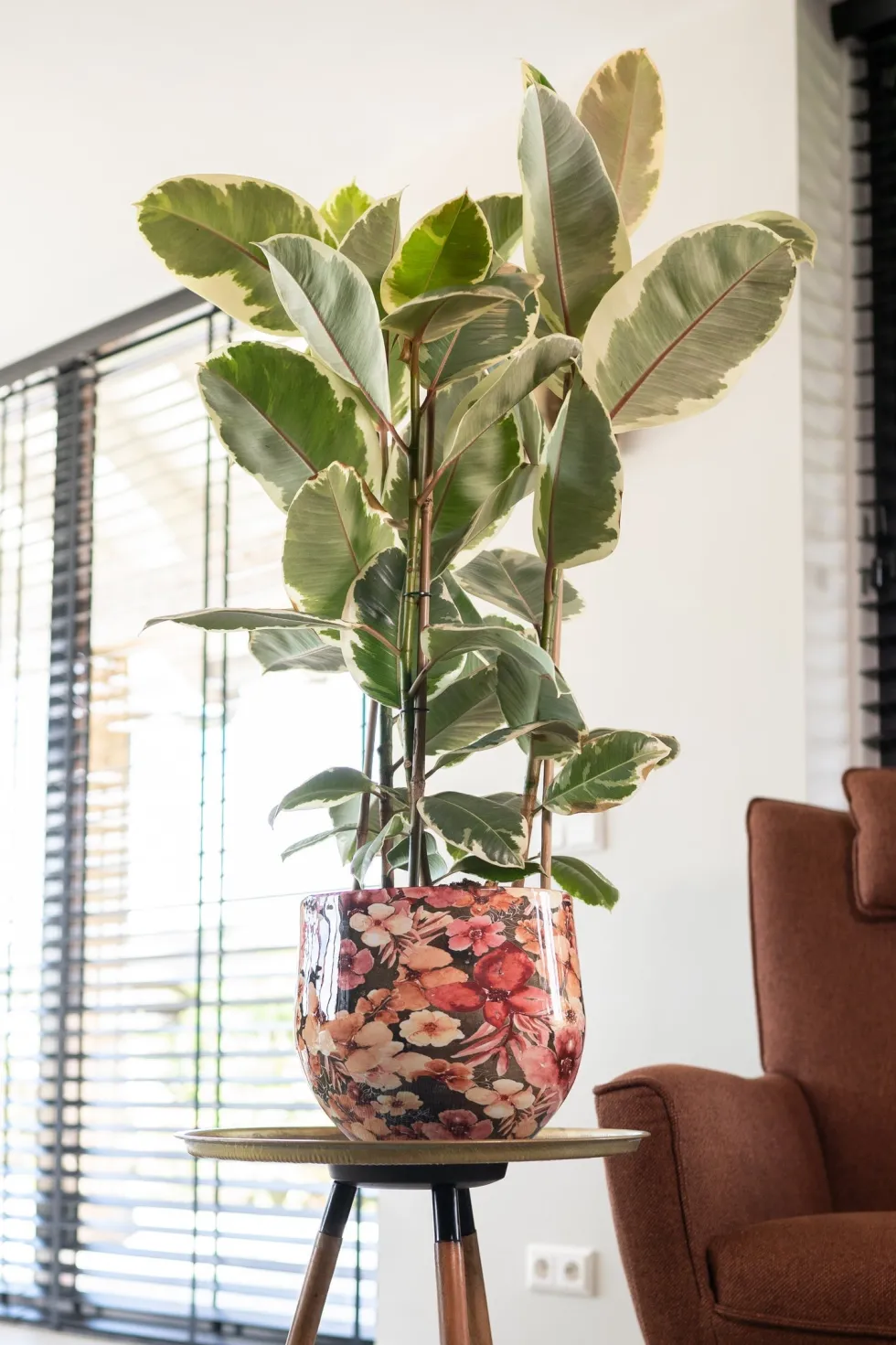 TS bloempot Designed by Lammie penny roze D 33 H 28 cm